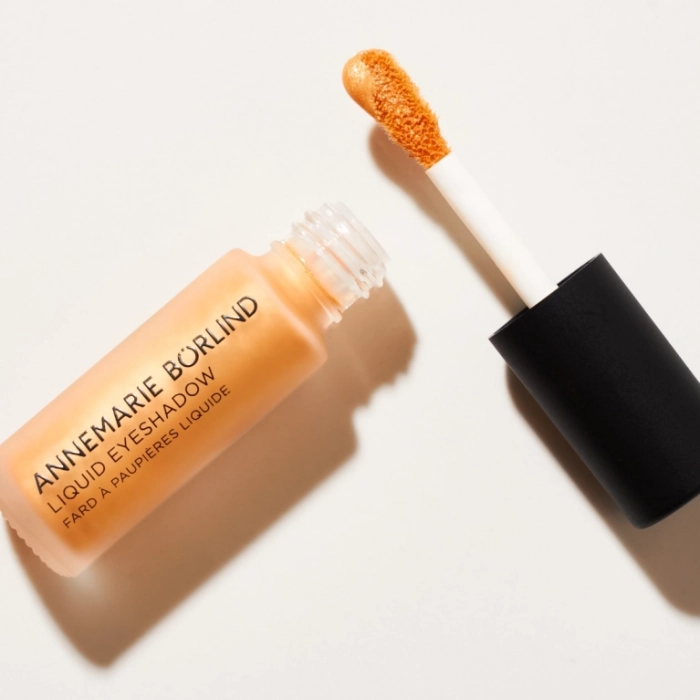 ANNEMARIE BORLIND  Жидкие тени для век золотого цвета LIQUID EYESHADOW GOLD 4,5 мл